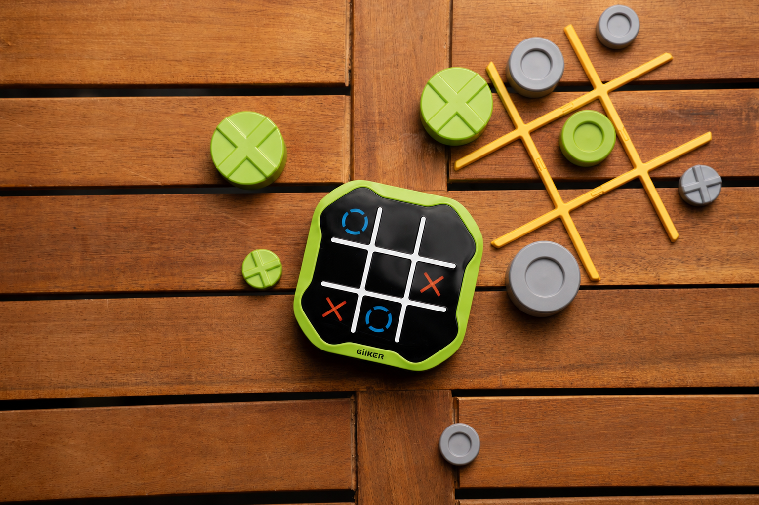 Tic-Tac-Toe Bolt